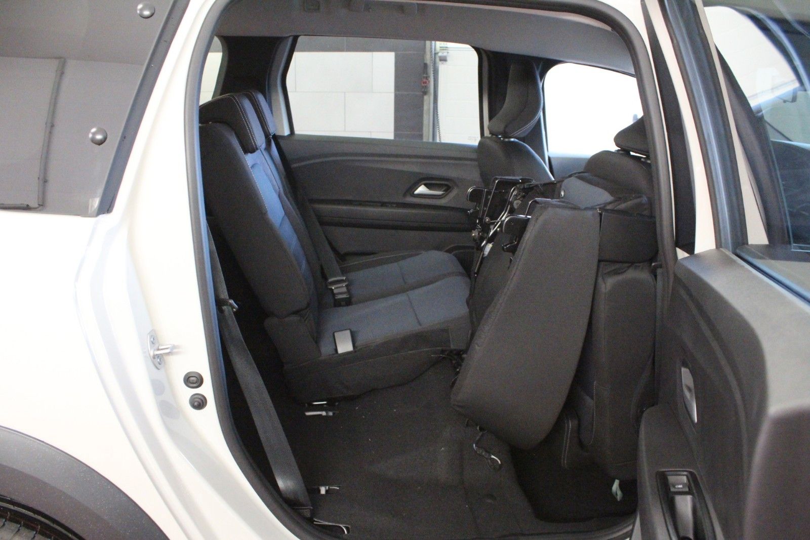 Fahrzeugabbildung Dacia Jogger Hybrid 155 Journey 7-Sitzer MY 2026