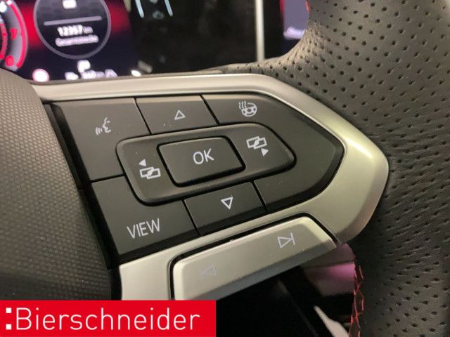 Volkswagen Golf 8 GTI 2.0 TSI DSG Black 19 AHK MATRIX PANO foto 21