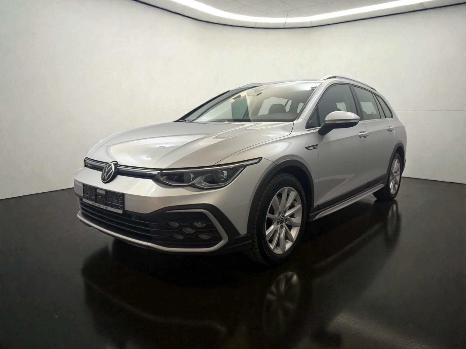 Volkswagen Golf VIII Variant Alltrack 4Motion DSG ACC AHK