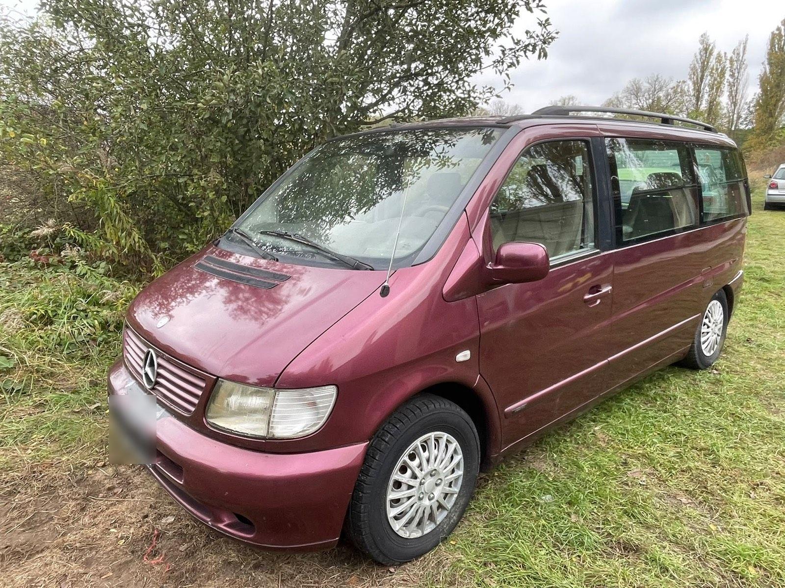 Mercedes-Benz V 230