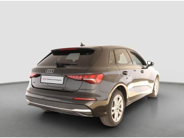 Audi A3 Sportback TFSI e advanced ACC Navi LED CarPla imagem 2