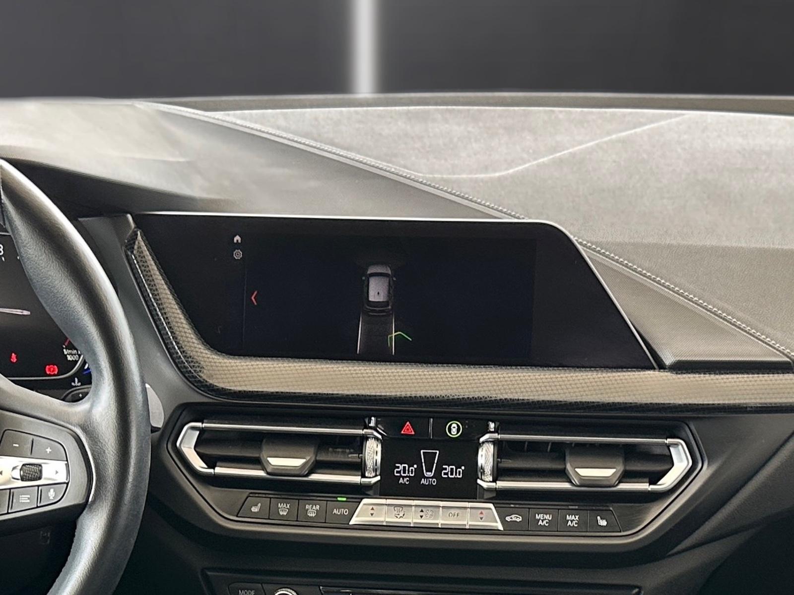 BMW 118i Luxury Line/Tempomat/Navi/259€Finanzierung