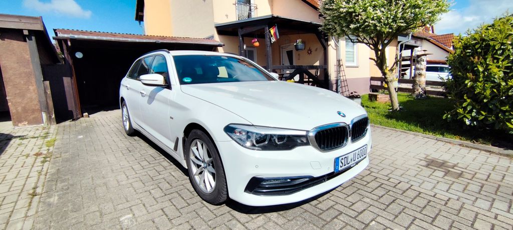 Image of BMW 530