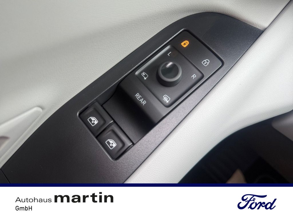 Fahrzeugabbildung Ford Capri Premium Extended Range ACC HUD MATRIX-LED