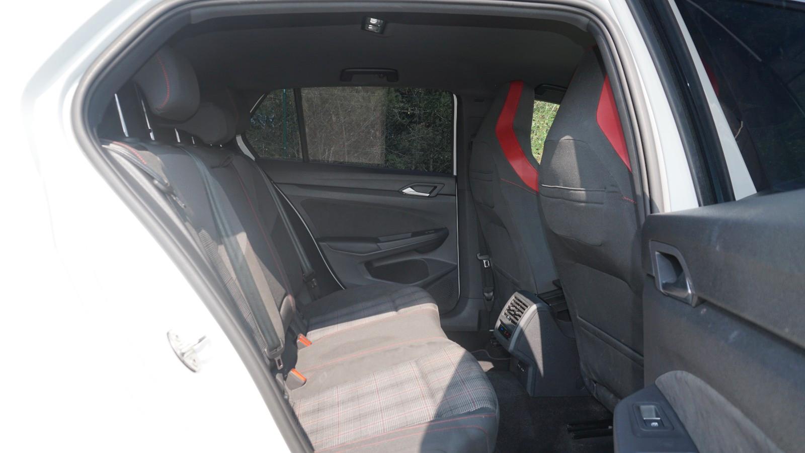 Volkswagen Golf VIII GTI IQ-Light/ACC/AHK/Ambiente/CarPlay, миниатюра 14