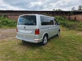 Volkswagen T6 Multivan Comfortline 4Motion ACC Kamera AHZV - Volkswagen T6 Multivan: Silber