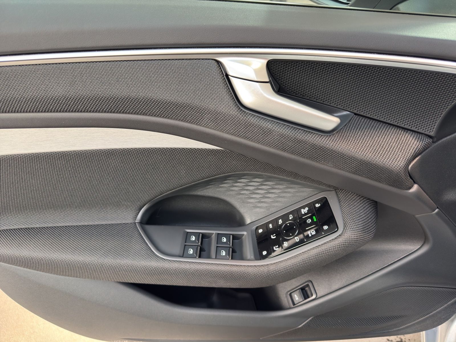 Audi A6 - Bild 8