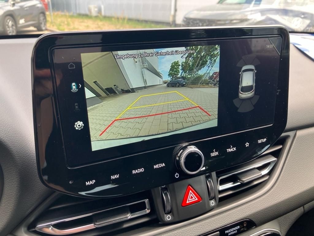 Fahrzeugabbildung Hyundai i30 5-Türer 1.0 T-GDI 7-DCT Advantage 2xKlima