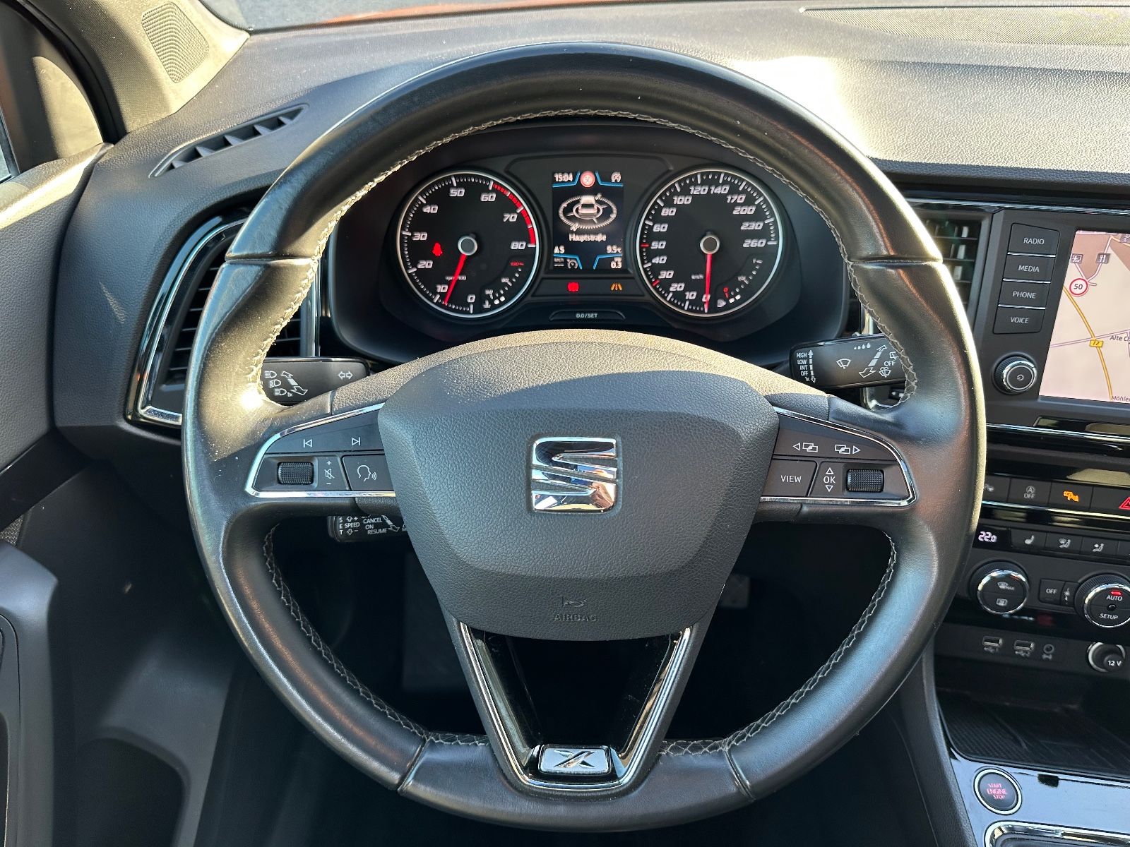 Fahrzeugabbildung SEAT Ateca 1.4 TSI ACT Xcellence Pano/AHK/LED/360°