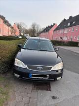Ford Mondeo Ghia X V6 - Ford Mondeo: Ghia X