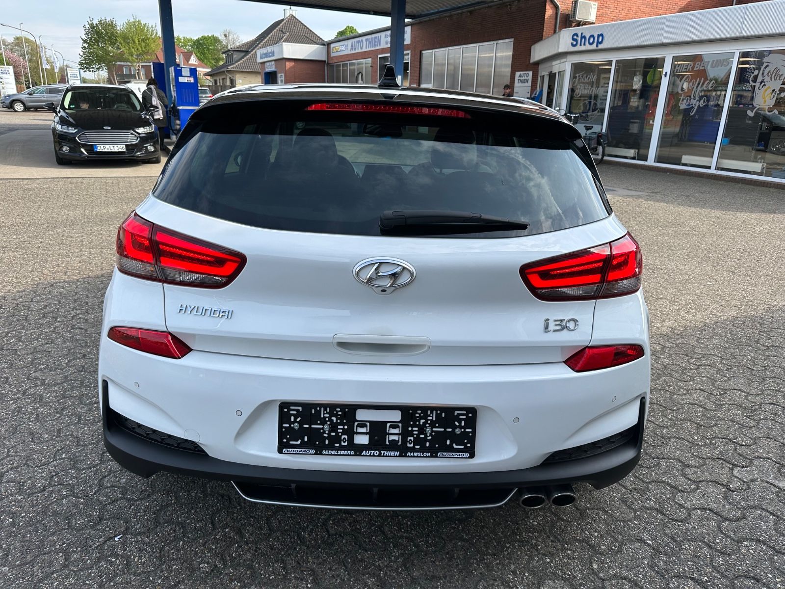 Fahrzeugabbildung Hyundai i30 1.0 T-GDI N Line Pano/Navi/LED/Carplay