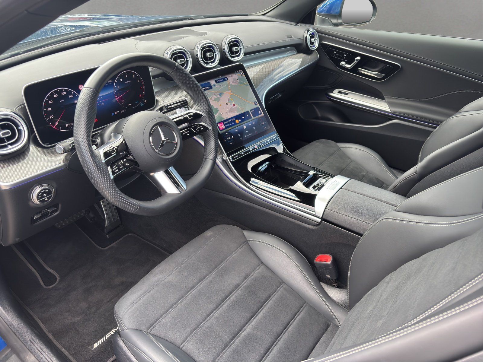 Fahrzeugabbildung Mercedes-Benz CLE200 Cab AMG Advan+ 360° 19"Viel Memo AIRSCARF