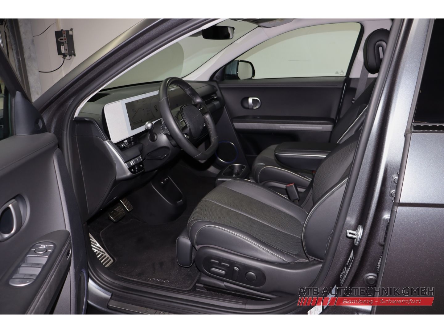 Fahrzeugabbildung Hyundai IONIQ 5 72,6 kWh UNIQ 98,2% SOH HUD El. Fondsitz