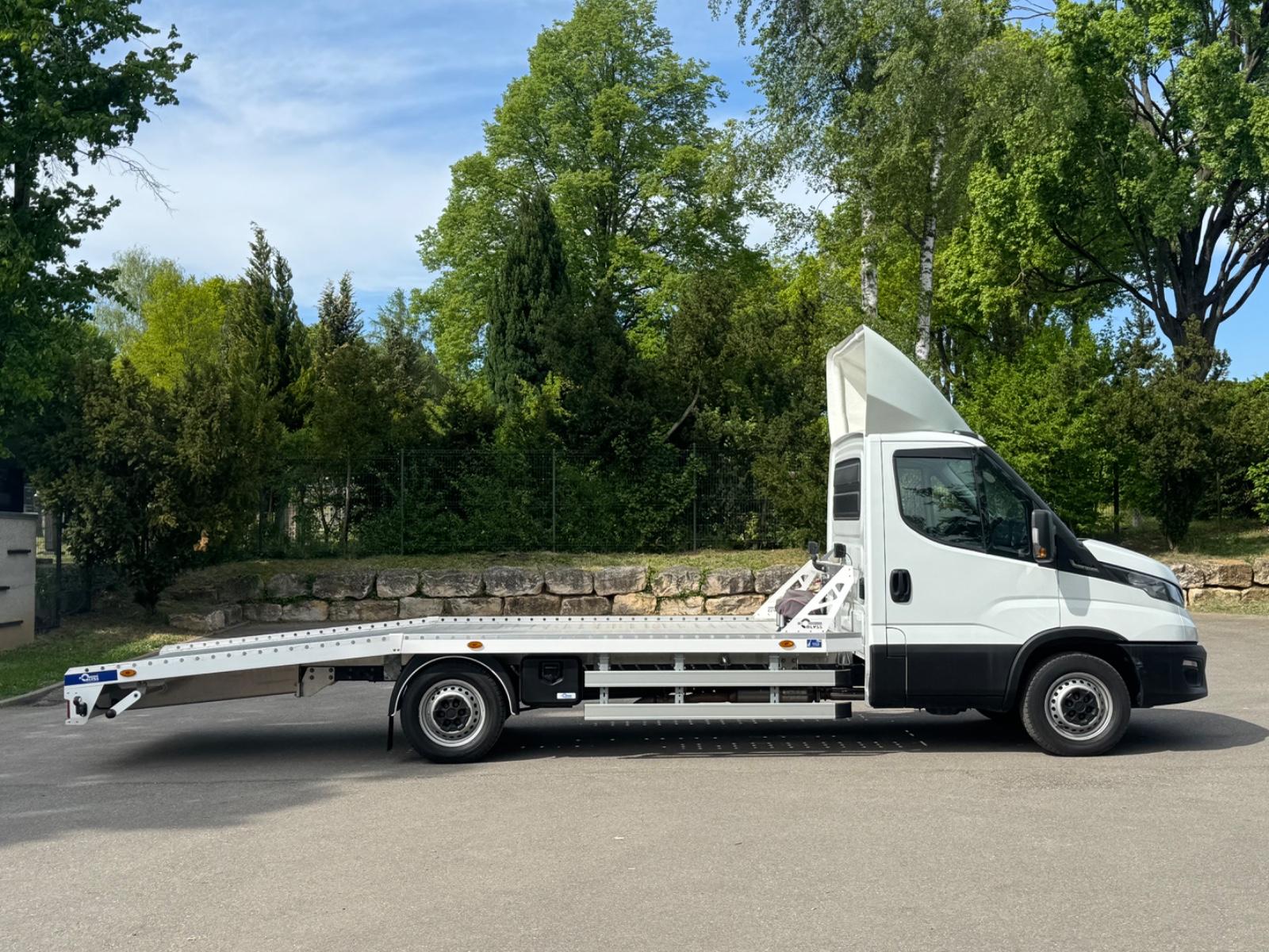 Iveco Daily 2.3 35S14 A8/P Hi-Matic Autotransporter