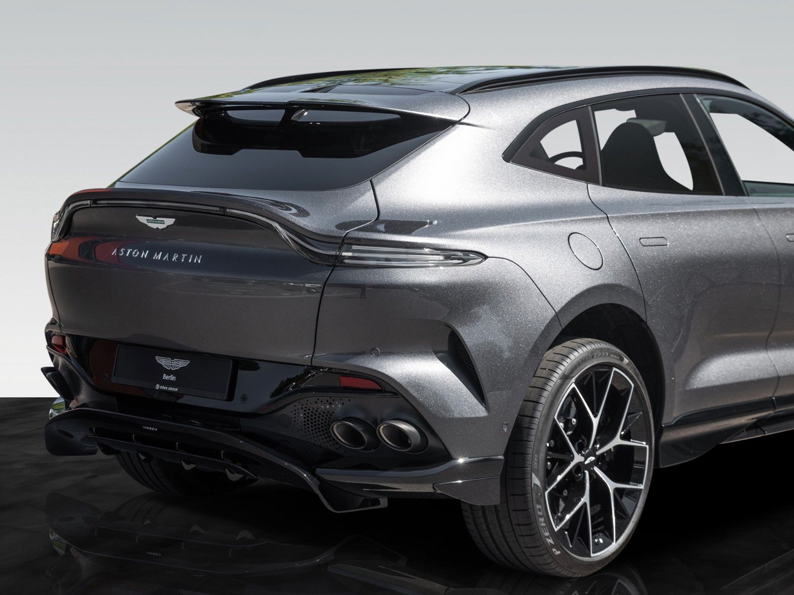 Aston Martin DBX707 | Remote Heat | Signature Paint foto 11