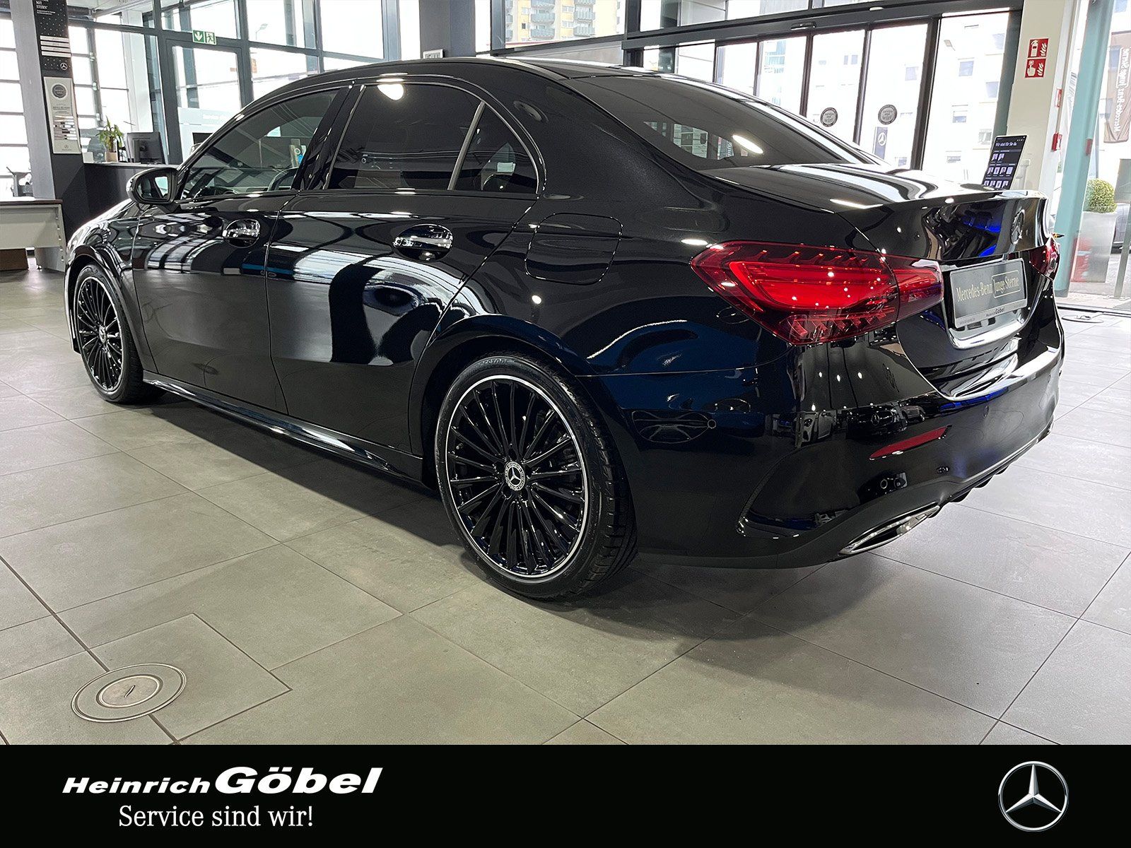 Fahrzeugabbildung Mercedes-Benz A 220 d Lim. AMG+NIGHT+AMBIENTE+KAMERA+LENKRADHZ