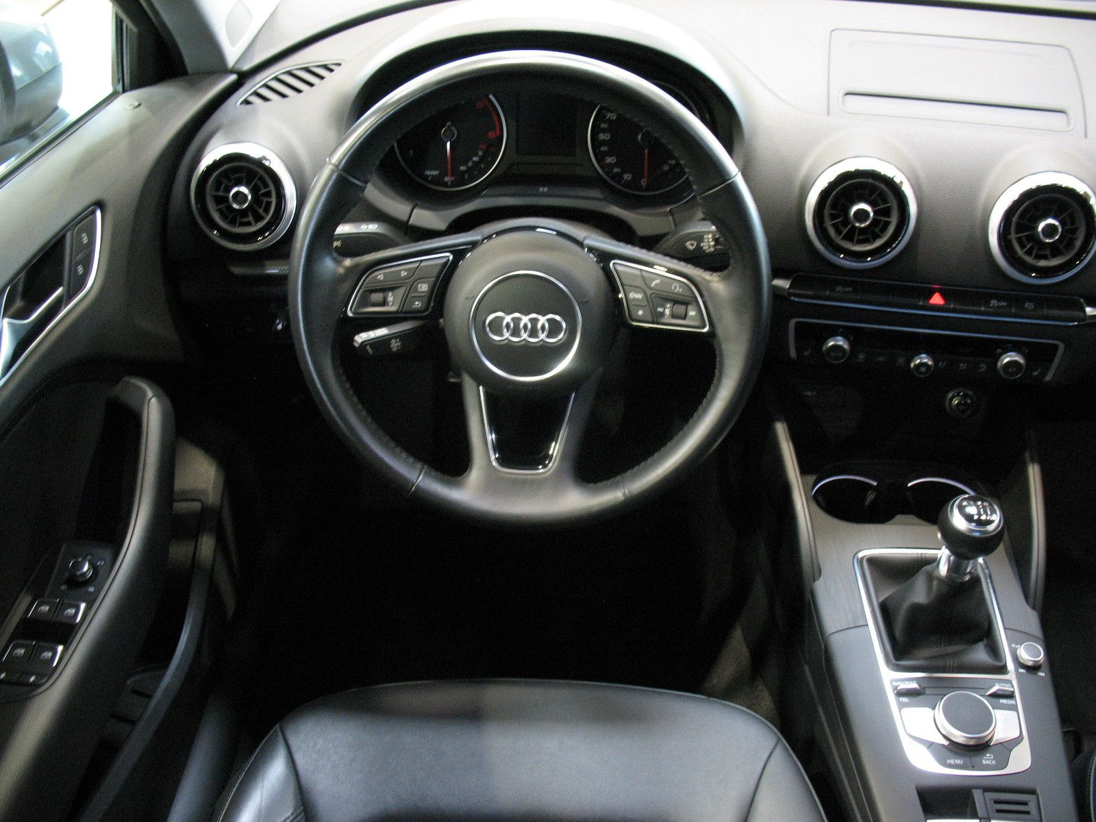 Audi A3 30 TDI Sportback design *LED*NAVI*KLIMA* foto 8