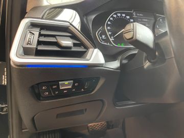 BMW 318d  Touring  Sport Line  *1.HAND*LED*NAVI*PDC*