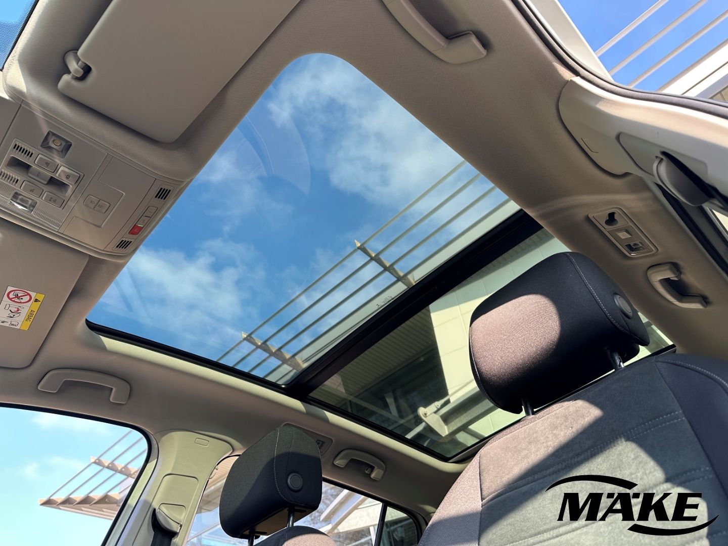 Touran Comfortline 2.0 TDI DSG AHK STDHZ LED ACC