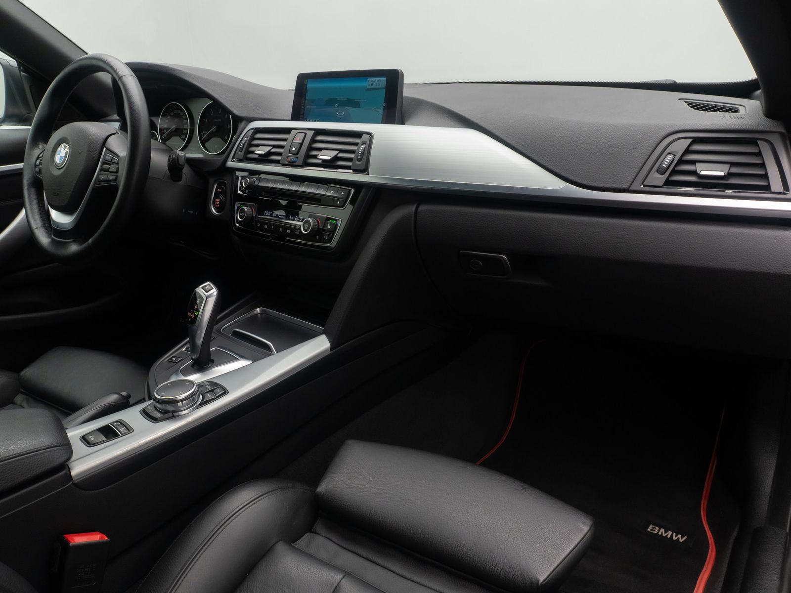 Fahrzeugabbildung BMW 430d Cabrio Sport Line Alarm HUD BiXenon Komfort