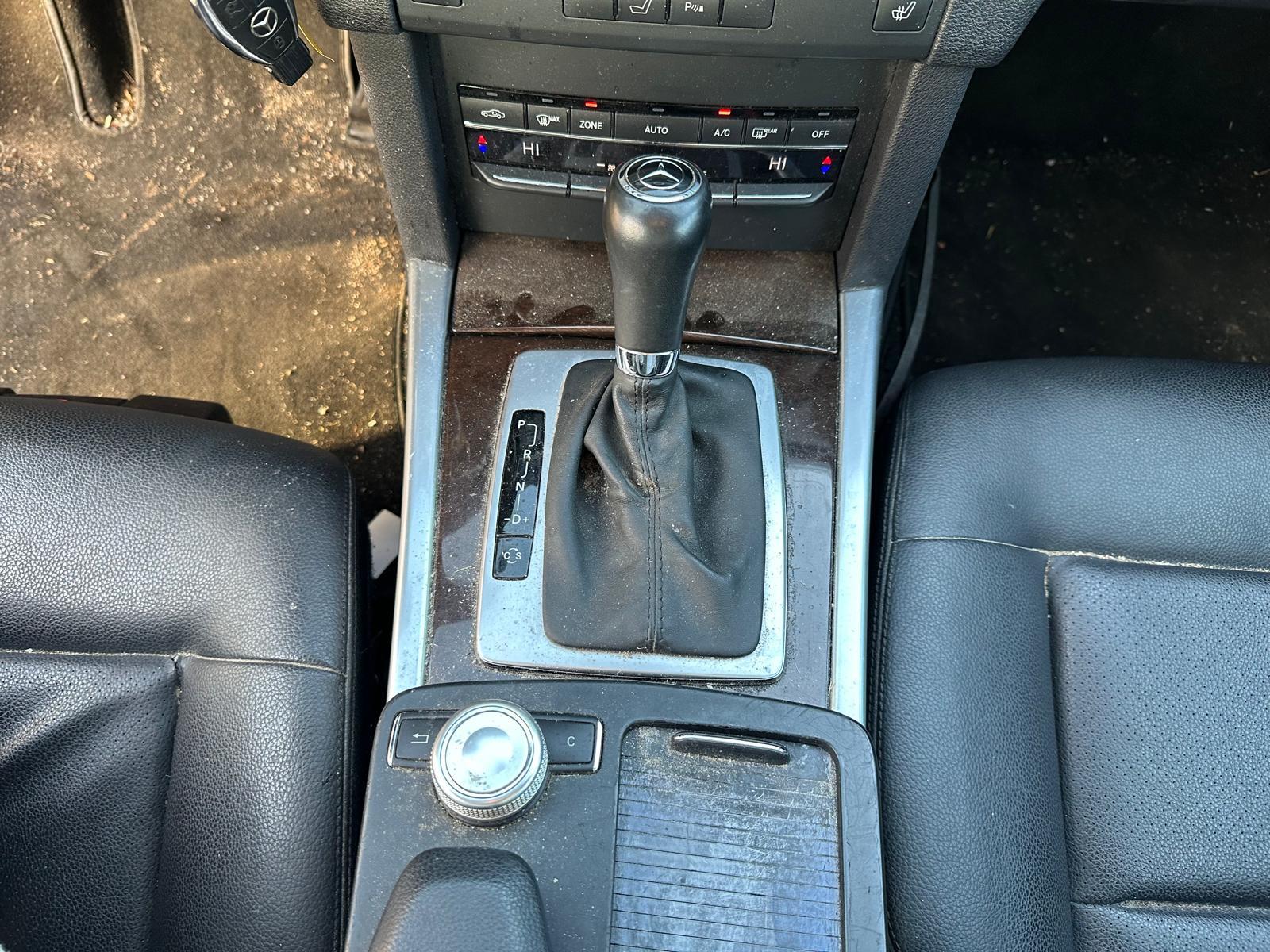 Mercedes-Benz E E 220 CDI BlueEfficiency