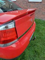 Opel Vectra 2.2 - - rote Opel Vectra