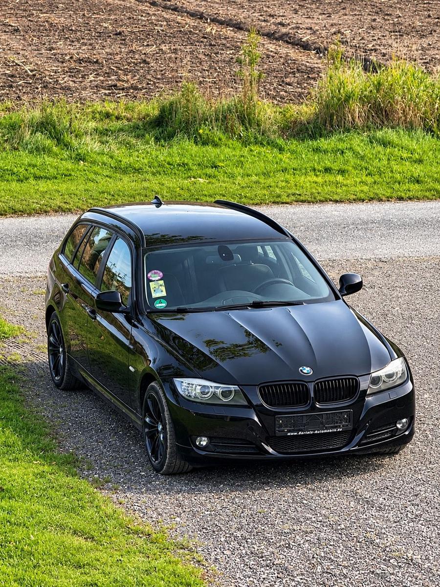 BMW 318, 2012