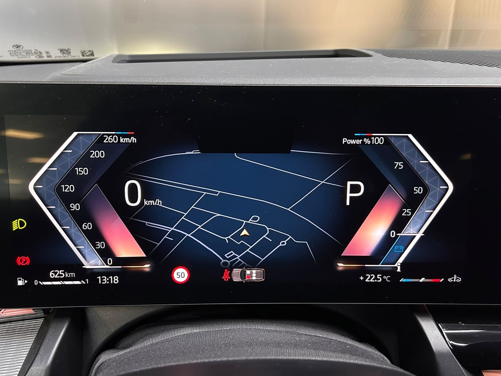 Fahrzeugabbildung BMW 520 T Sport Aut M PAKET+SCHADO+HEAD+H&K+360+AHK+