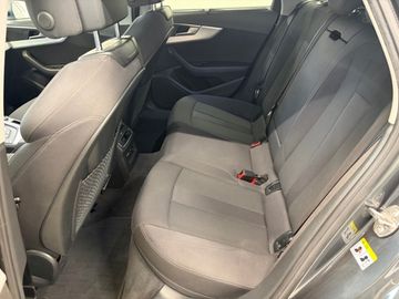 Audi A4 - 9