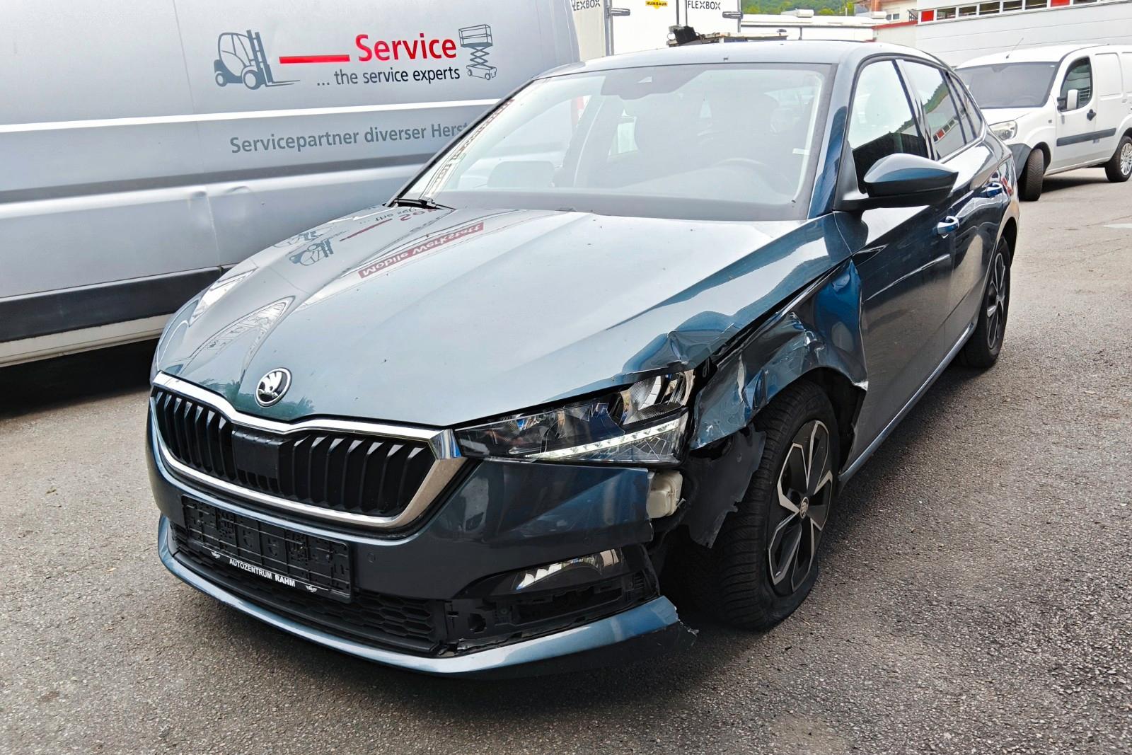 Skoda Scala Ambition DSG Unfall