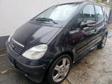 Mercedes-Benz MERCEDES A140 - Mercedes-Benz A 140 in Duisburg
