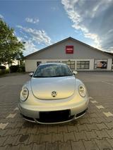 Volkswagen New Beetle - gebrauchte VW New Beetle aus dem Jahr 2010