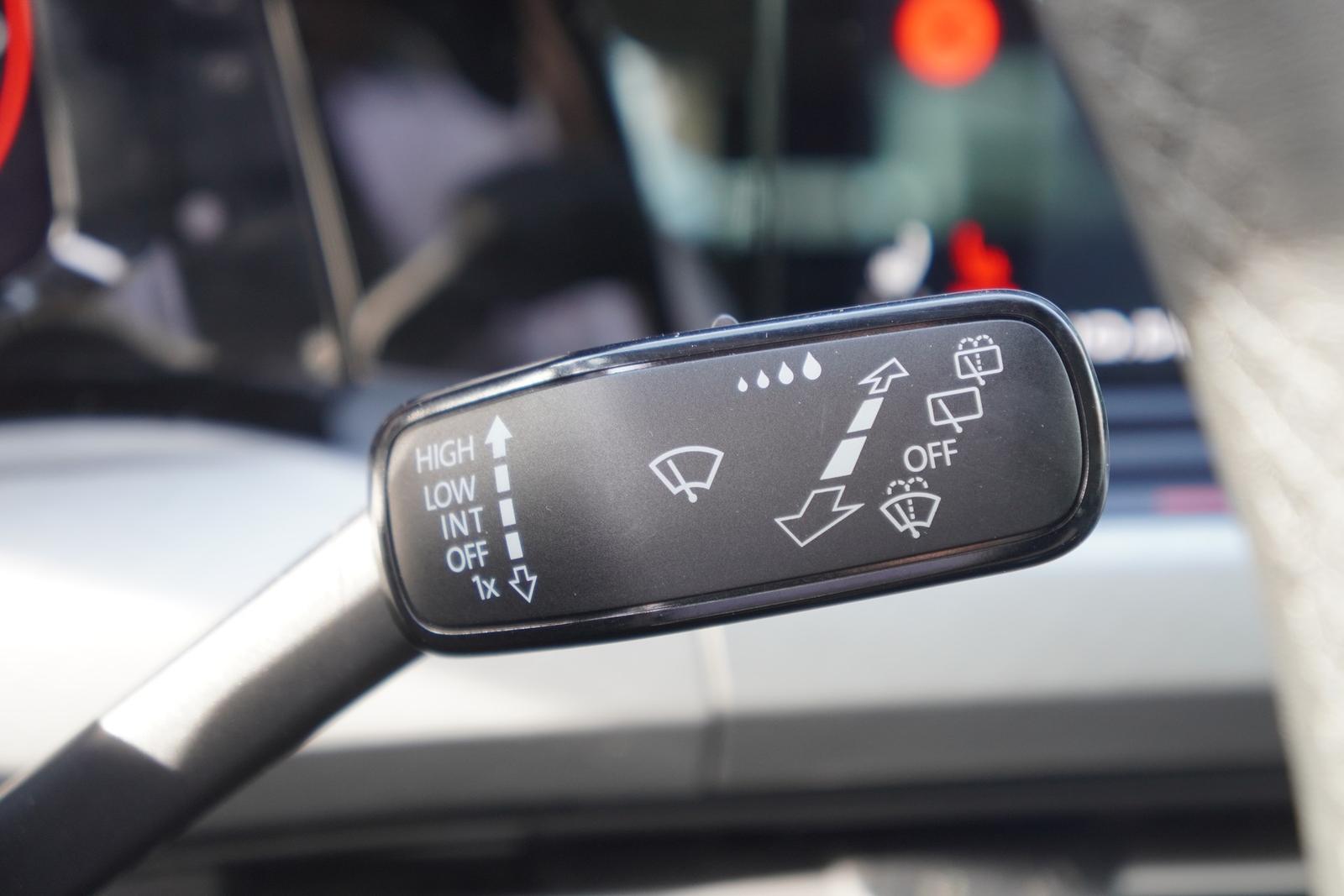 Volkswagen Golf VIII Variant 1.0 Life LED Navi Kamera ACC, миниатюра 26