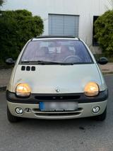 Renault Twingo 1 ,2 Automatik 107500 km - Renault aus 1999