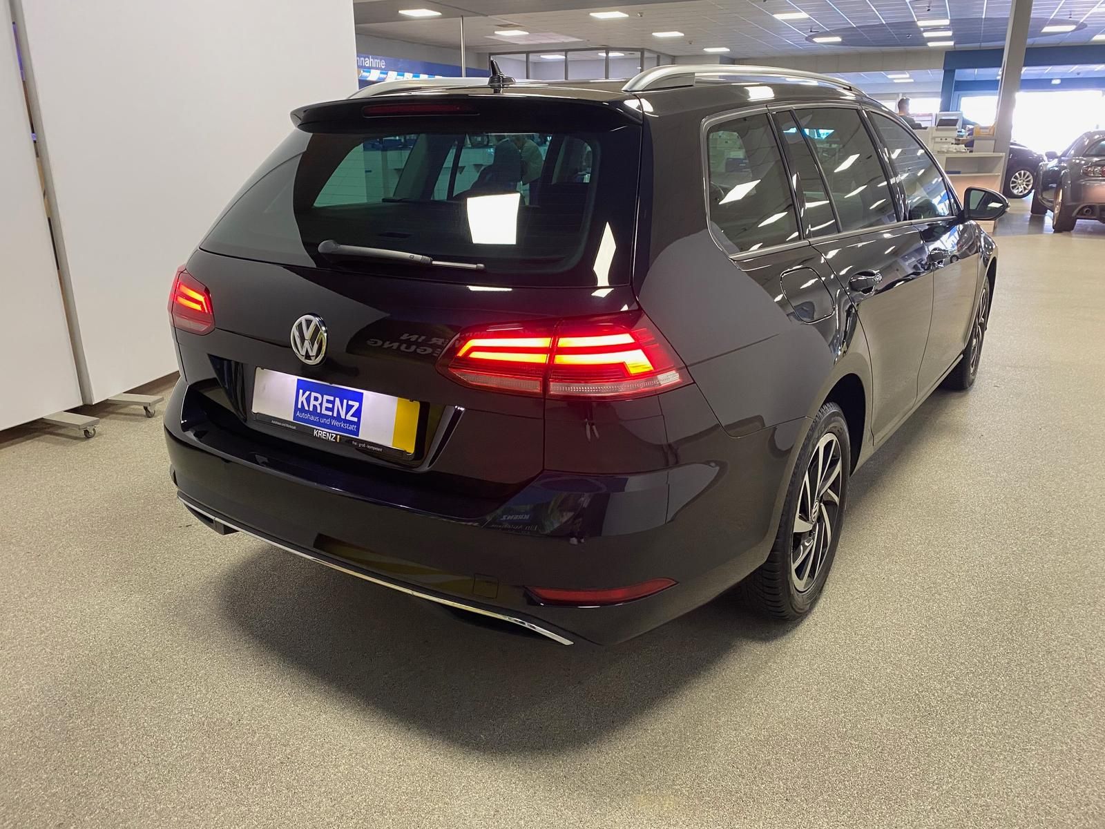 Fahrzeugabbildung Volkswagen Golf Variant VII 1.0 TSI Join+APP+ALLWETTER+NAVI