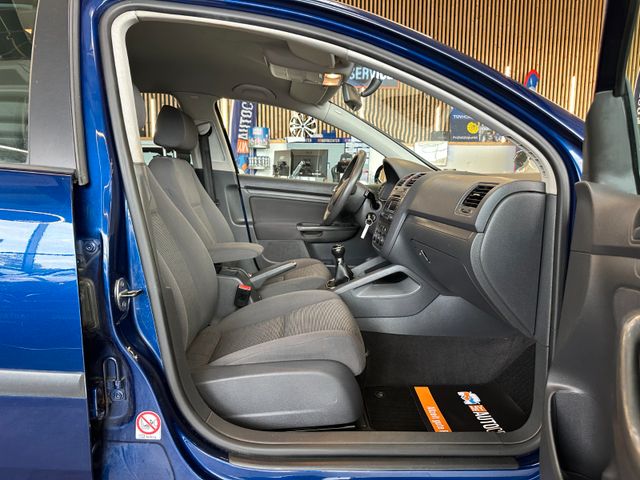 MYAUTOCENTER – Gebraucht- und Jahreswagen mit Werkstattservice in Pfaffenhofen Volkswagen Golf V Lim. Trendline *TÜV*Klima*