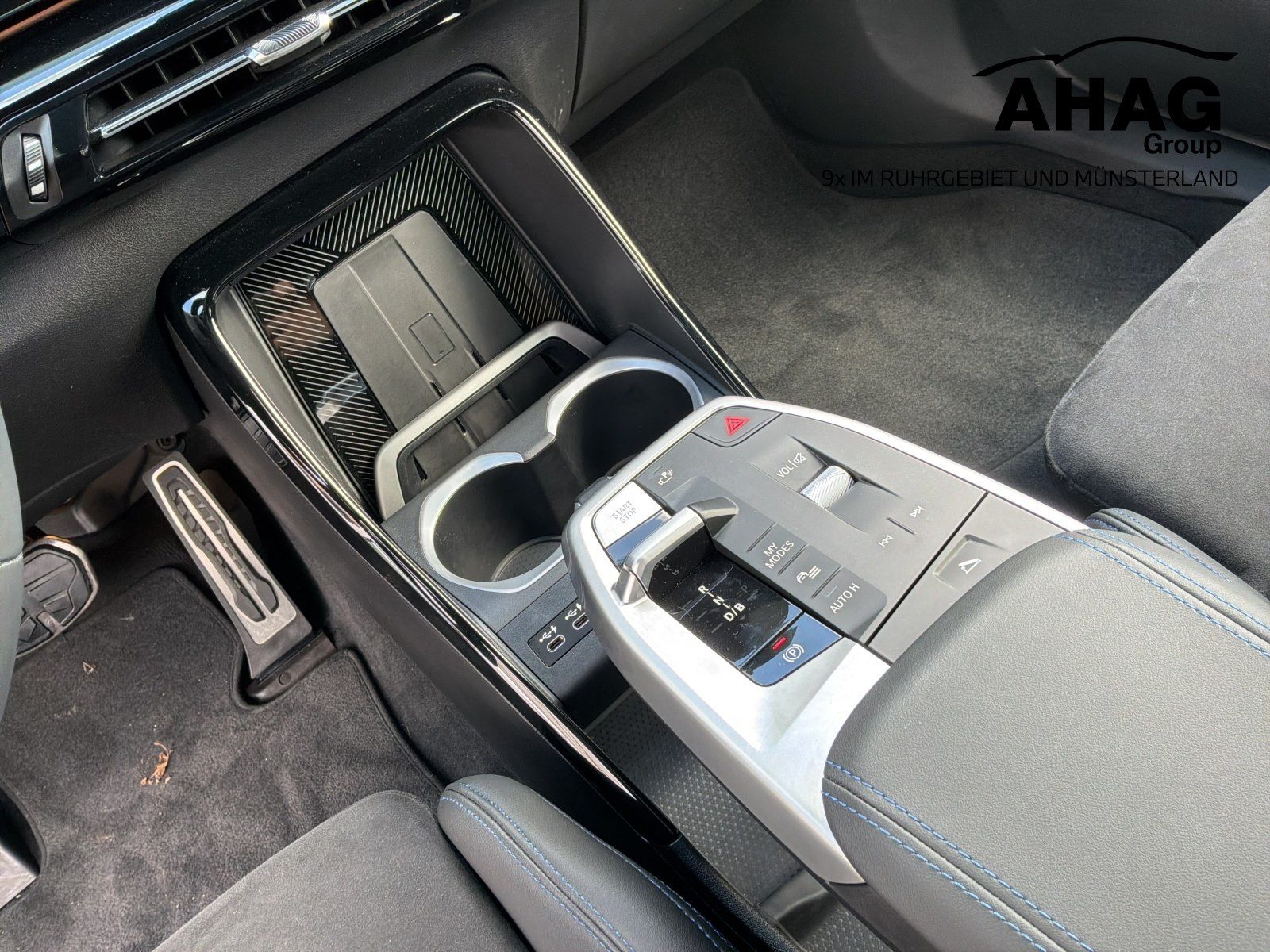 BMW iX2 - Bild 10