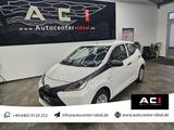 Toyota Aygo 1.0 KAT x 8 Fach Bereifung, HU 11.2027 - Toyota: Weiß, Aygo