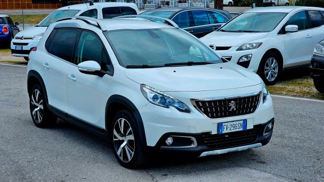 Peugeot 2008 BlueHDi 100 S&S Allure