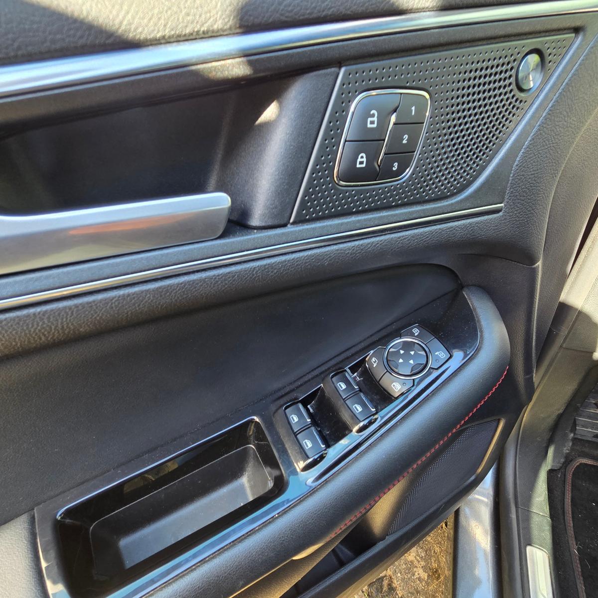 Ford Edge 2,0 l EcoBlue Bi-Turbo 4x4 ST-LINE Auto...