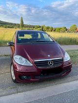 Mercedes-Benz A 150  - rote Mercedes-Benz A 150