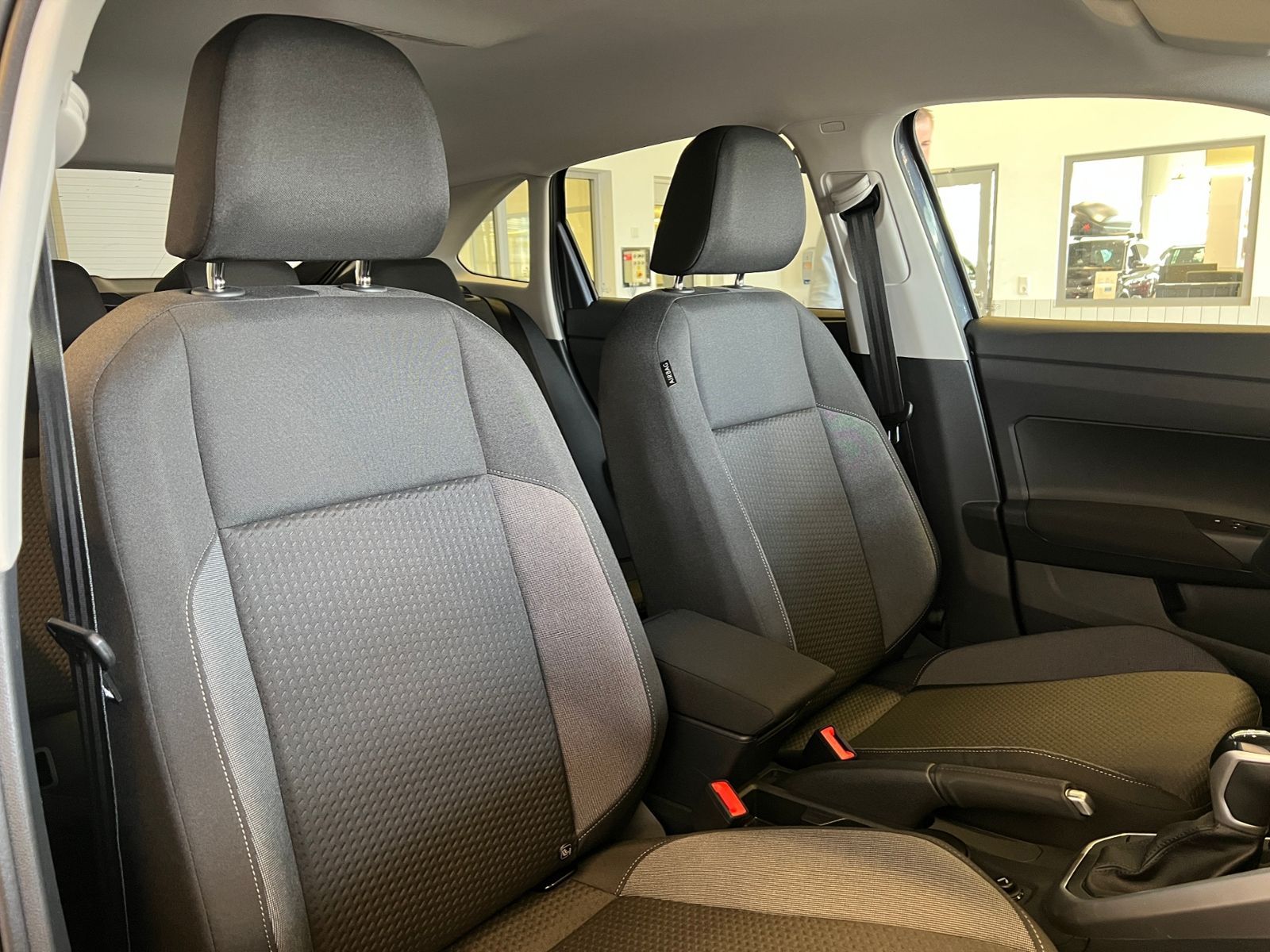 Fahrzeugabbildung Volkswagen Taigo Life 1.5 TSI DSG *IQ.Light, App-Connect, 1