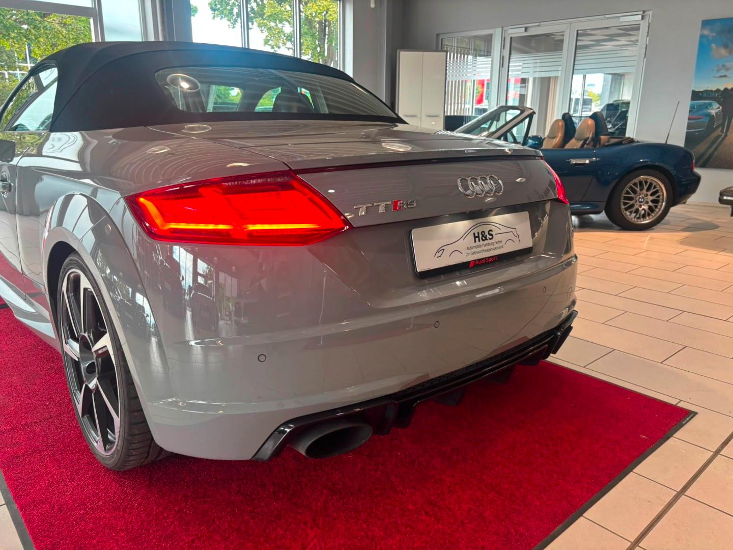 Audi TT RS Roadster 2.5 TFSI quattro