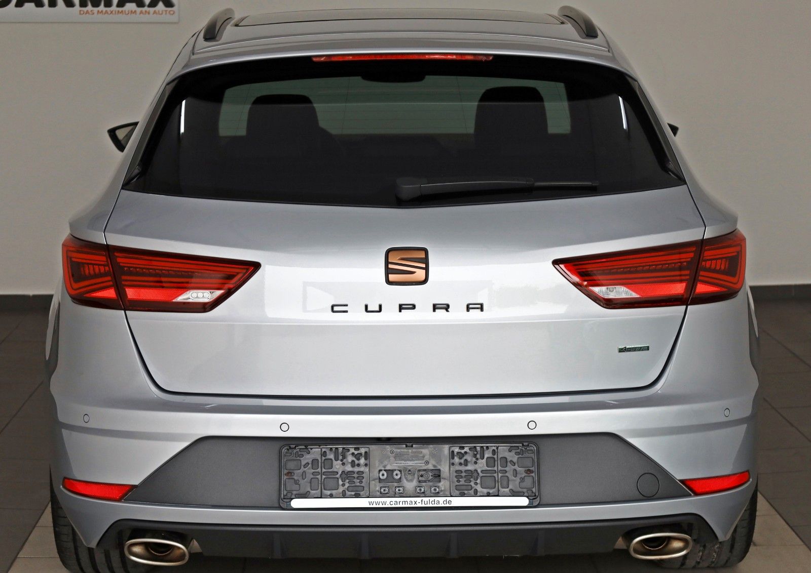 Fahrzeugabbildung SEAT Leon ST Cupra 300 4Dr.,T.Leder,Navi,Kamera,Panor