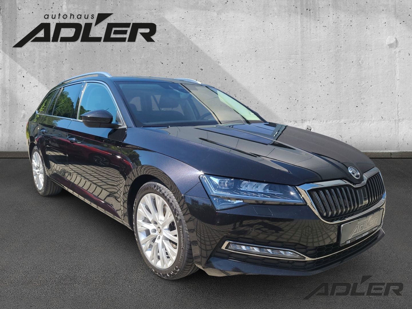 Skoda Superb Combi 2,0 TSI DSG Style AHZV Navi foto 3