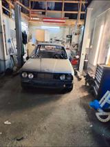 BMW 323 - blaue BMW 323