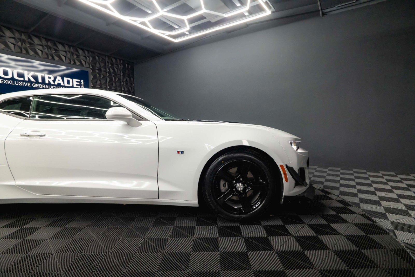Fahrzeugabbildung Chevrolet Camaro 2.0 Turbo Coupe ZL1 Package *CarPlay*LED*