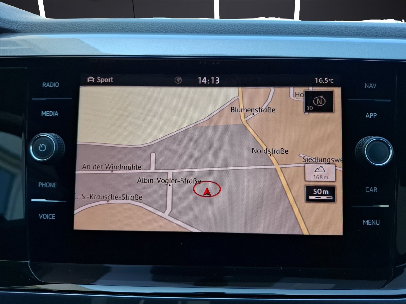 Fahrzeugabbildung Volkswagen Polo DSG Highline R-Line LED Navi AID ACC RFK be