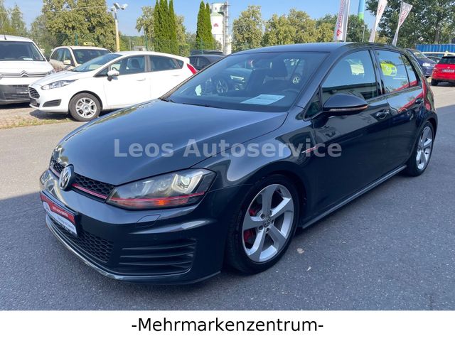 Volkswagen Golf VII Lim. GTI BMT 302ps Xenon