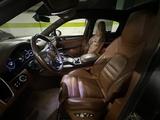 Porsche Cayenne Turbo S E-Hybrid Turbo S - Porsche Cayenne Turbo mit Hybrid-Antrieb (Benzin/Elektro)